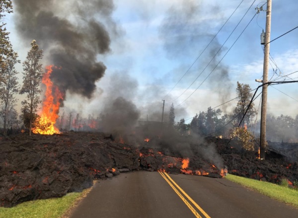 夏威夷火山噴發(fā)以及強震　中國領事館提醒公民遠離危險區(qū)域