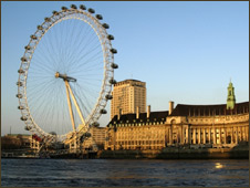 Thames Catamaran Cruise 泰晤士河游船