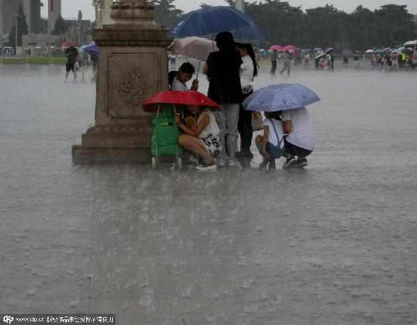 降雨不斷，多地現(xiàn)“看海”景觀